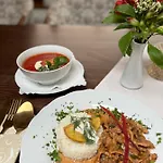 Maria & Restaurant