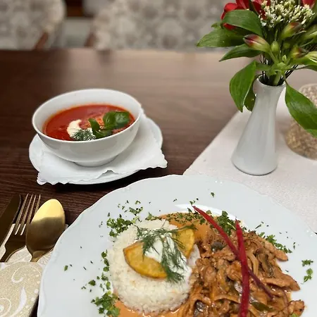 Maria & Restaurant